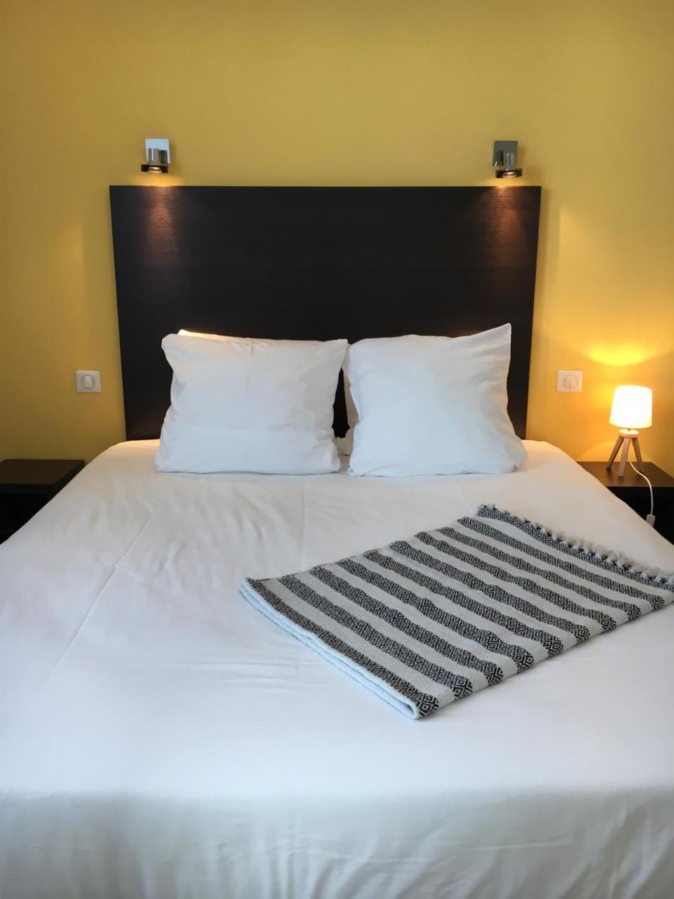 Les Bains Boyardville - Hotel Et Restaurant מראה חיצוני תמונה