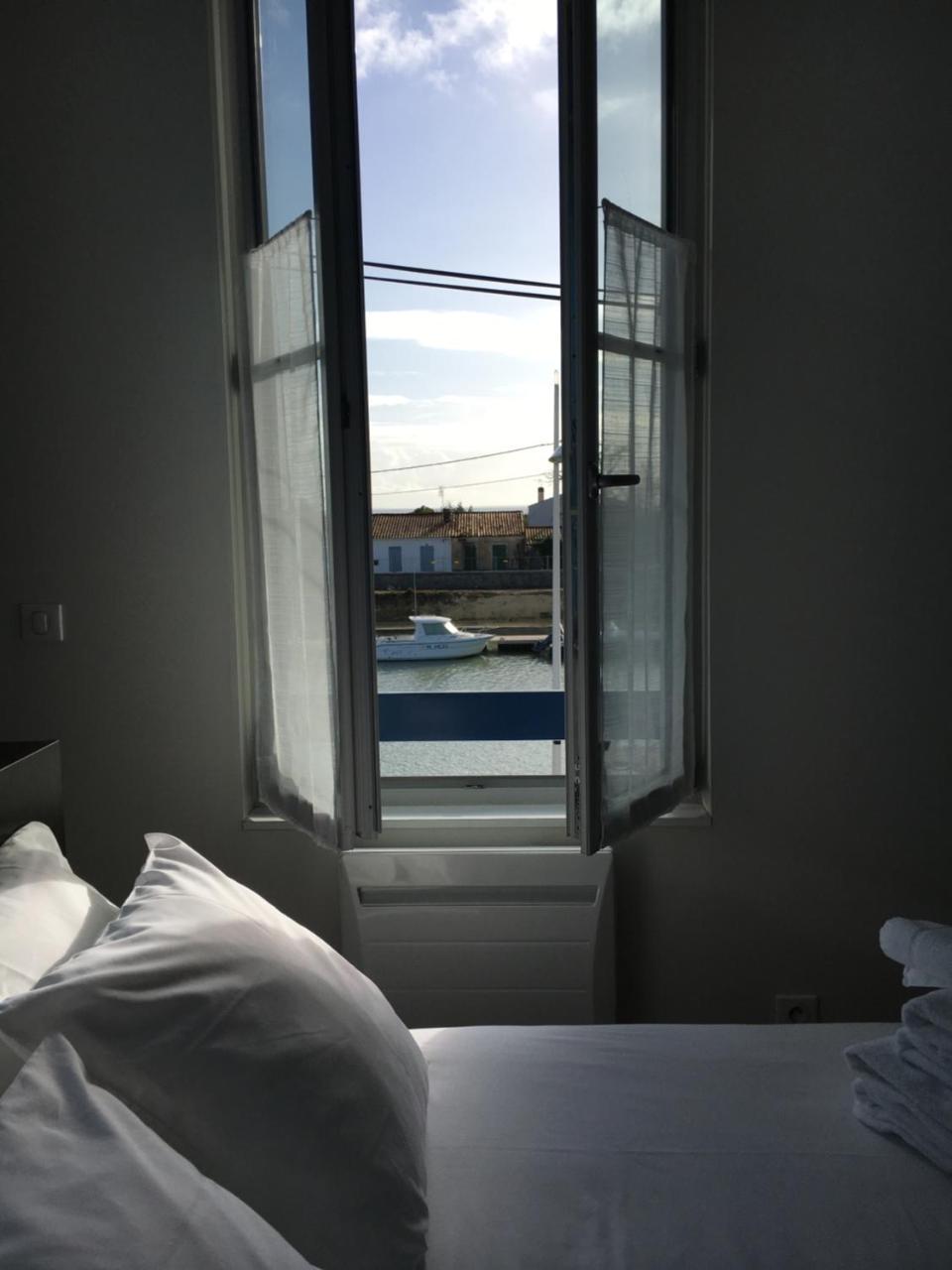 Les Bains Boyardville - Hotel Et Restaurant מראה חיצוני תמונה